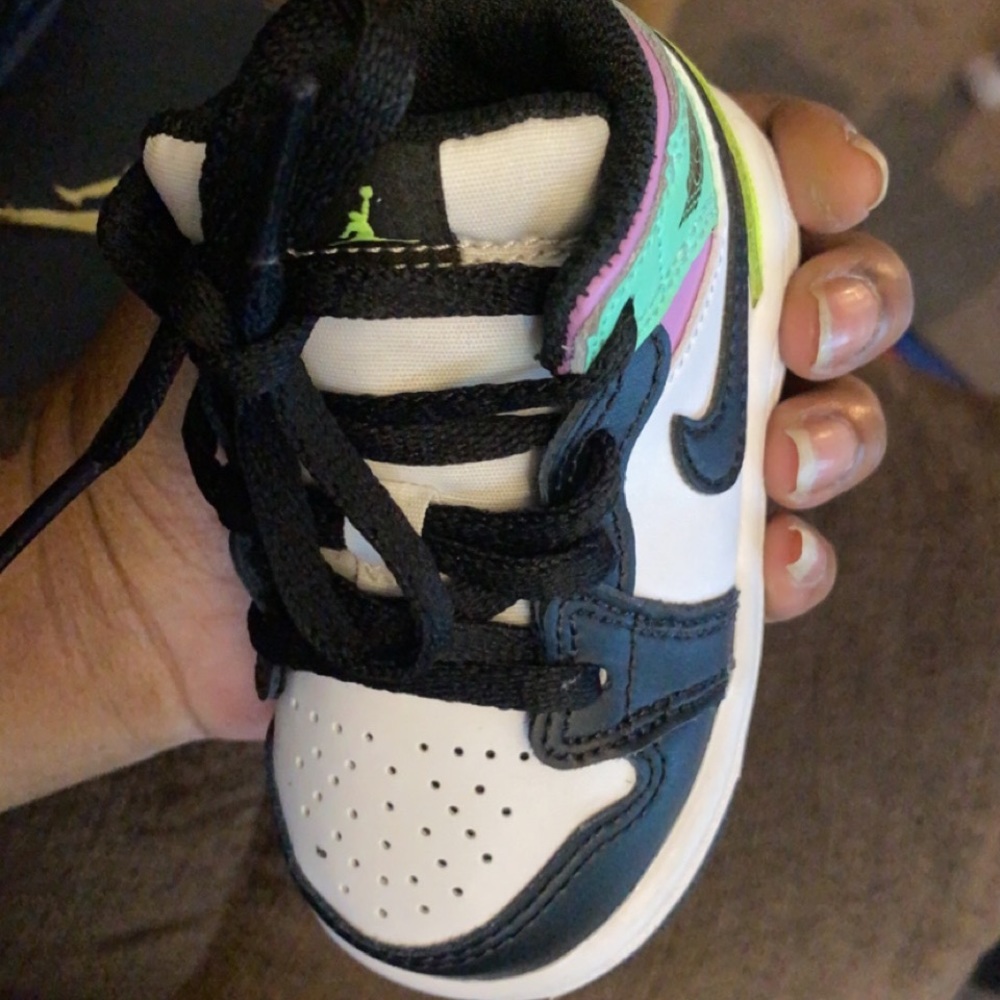 Jordan 1 Mid (TD)